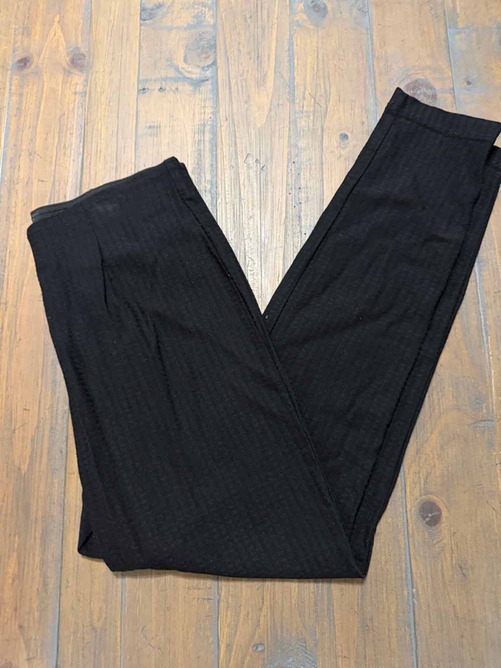 Calvin Klein Black quilted suit leggings